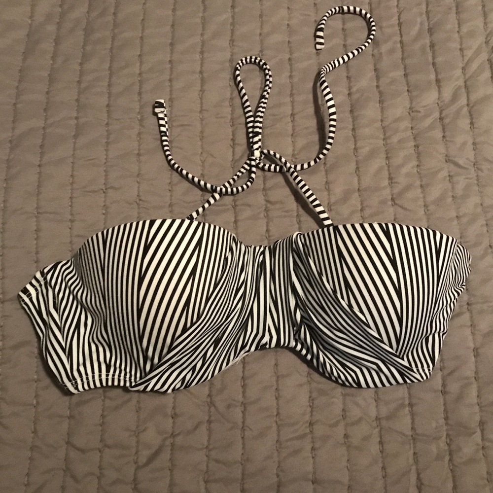 Black and White Stripe Bandeau Bikini Top